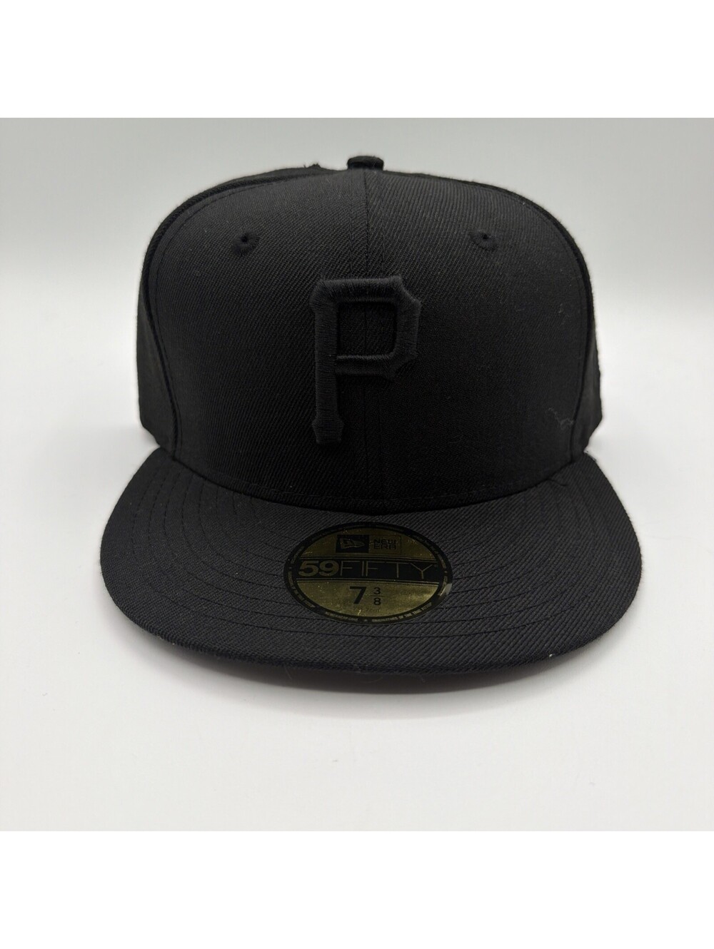 Pittsburgh Pirates New Era 59FIFTY Fitted Baseball Cap 7 3/8 Blackout Wool Read